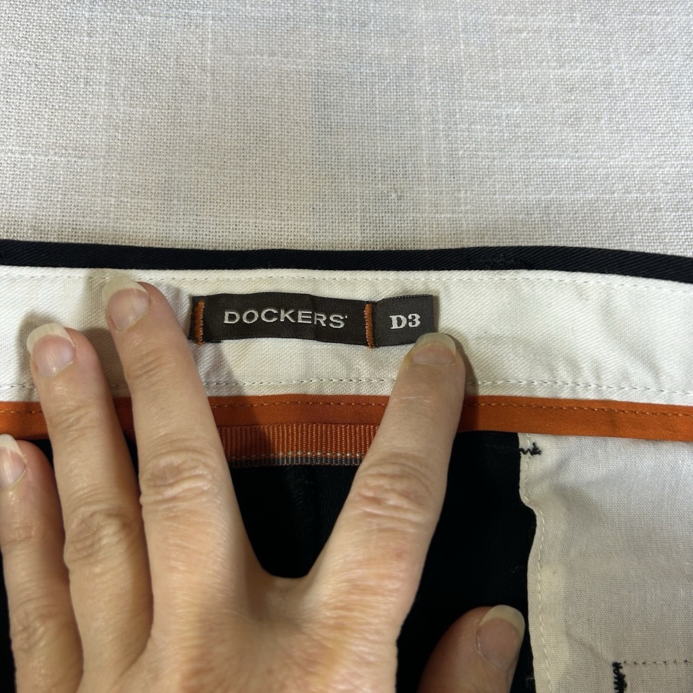 Dockers D3 Easy Care Flat Front Casual Pants Men's 36x32 Dark Black - Picture 4 of 9